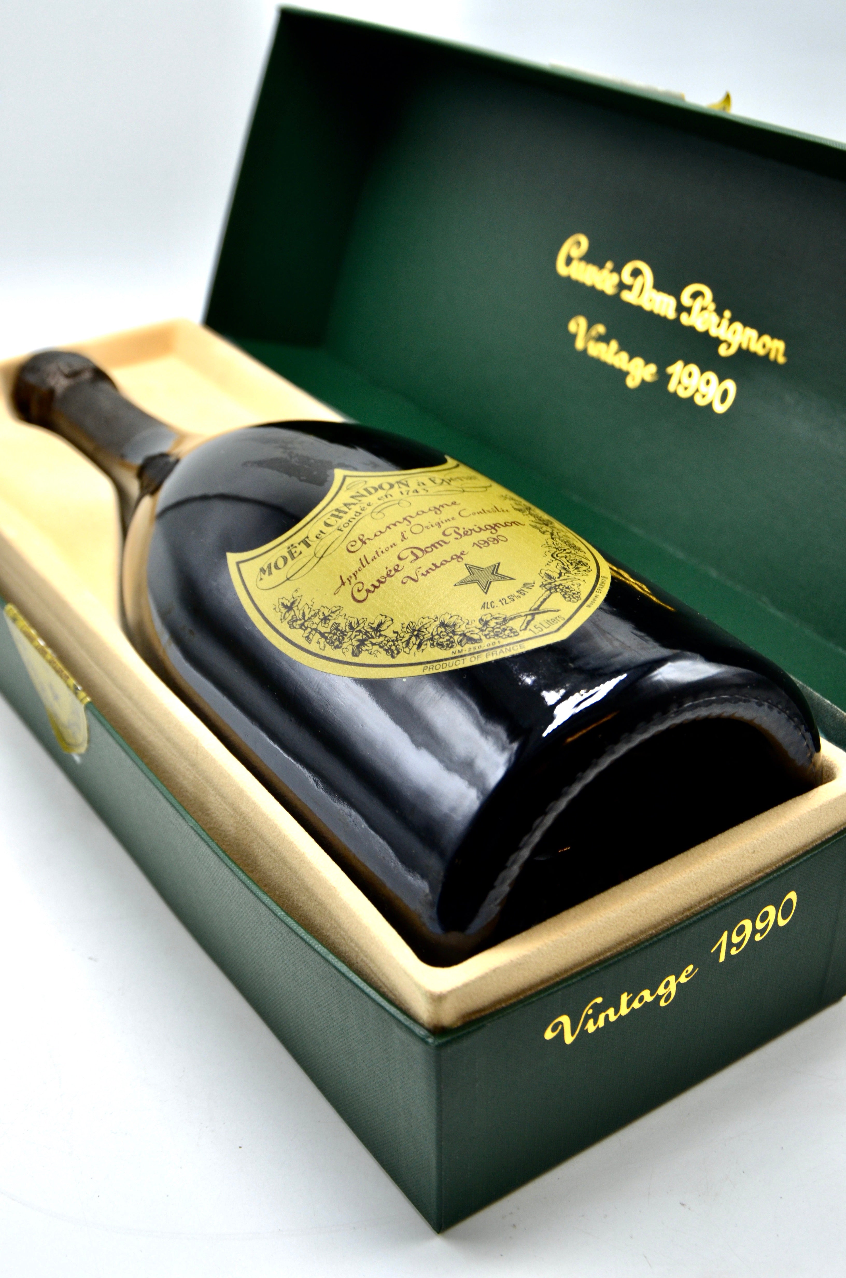 1990 Dom Pérignon Vintage Brut Champagne [Gift Box] (magnum)