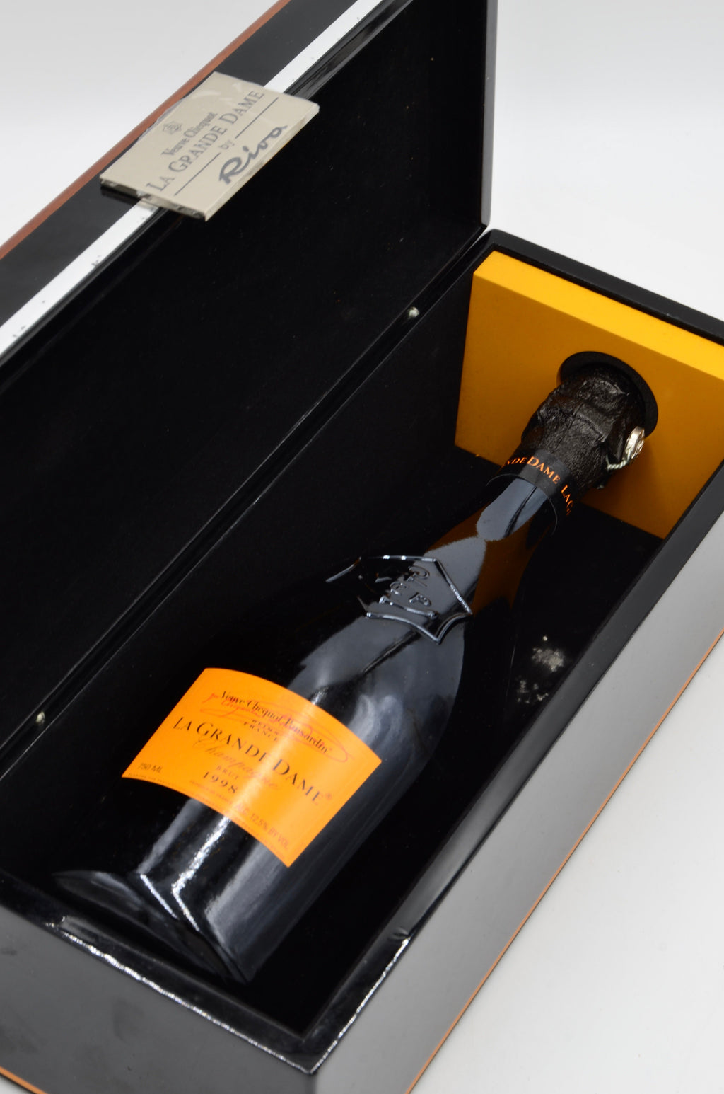 1998 Veuve Clicquot La Grande Dame Vintage Brut Champagne [Riva Gift Box]