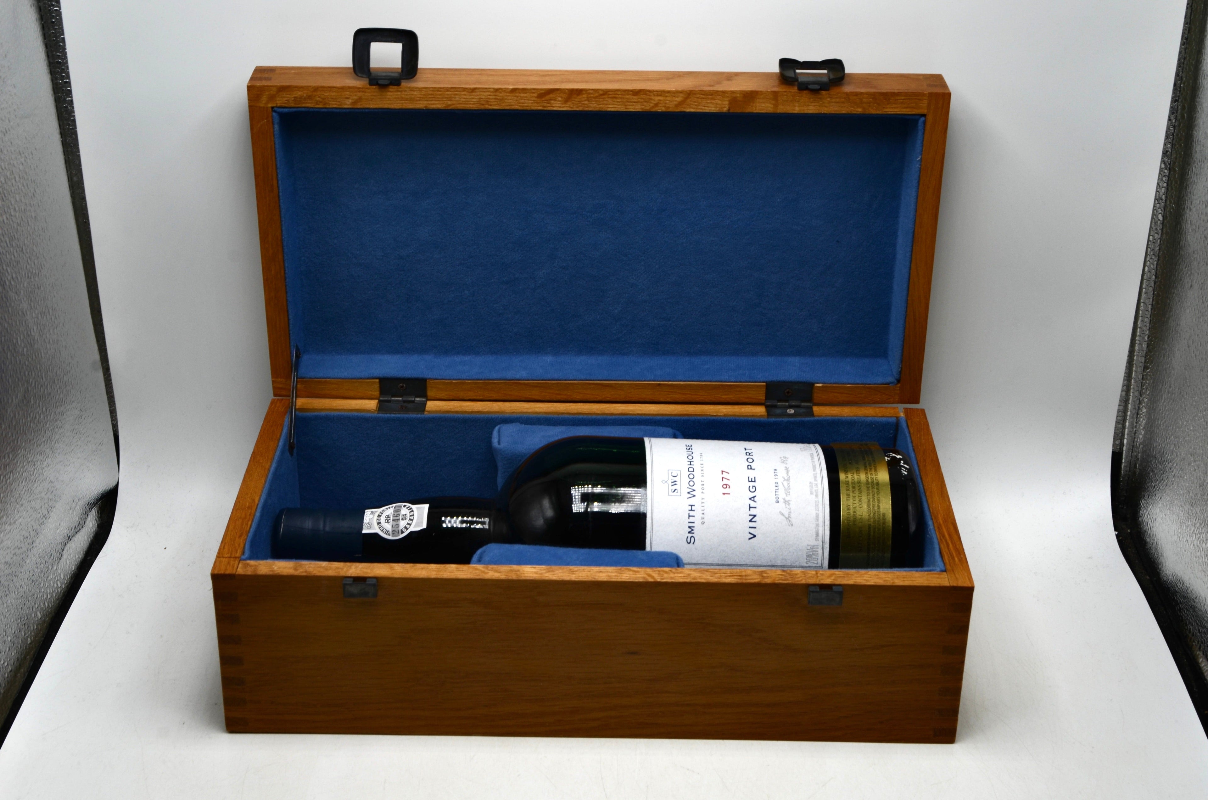 1977 Smith Woodhouse Vintage Port (magnum) [Gift Box]