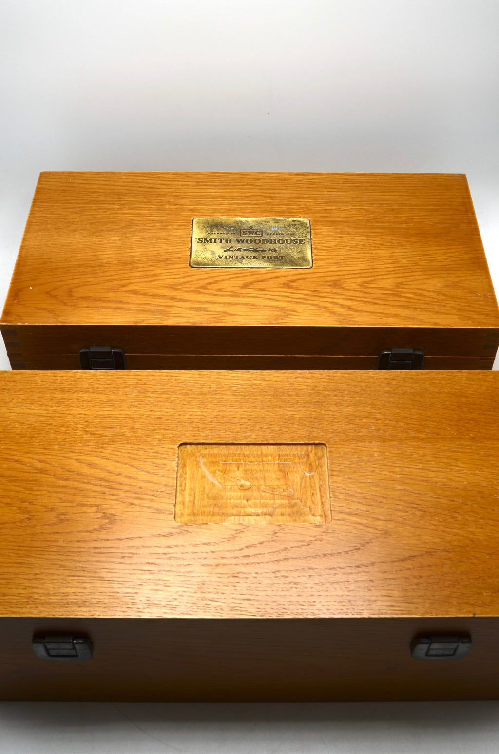 1977 Smith Woodhouse Vintage Port (magnum) [Gift Box]