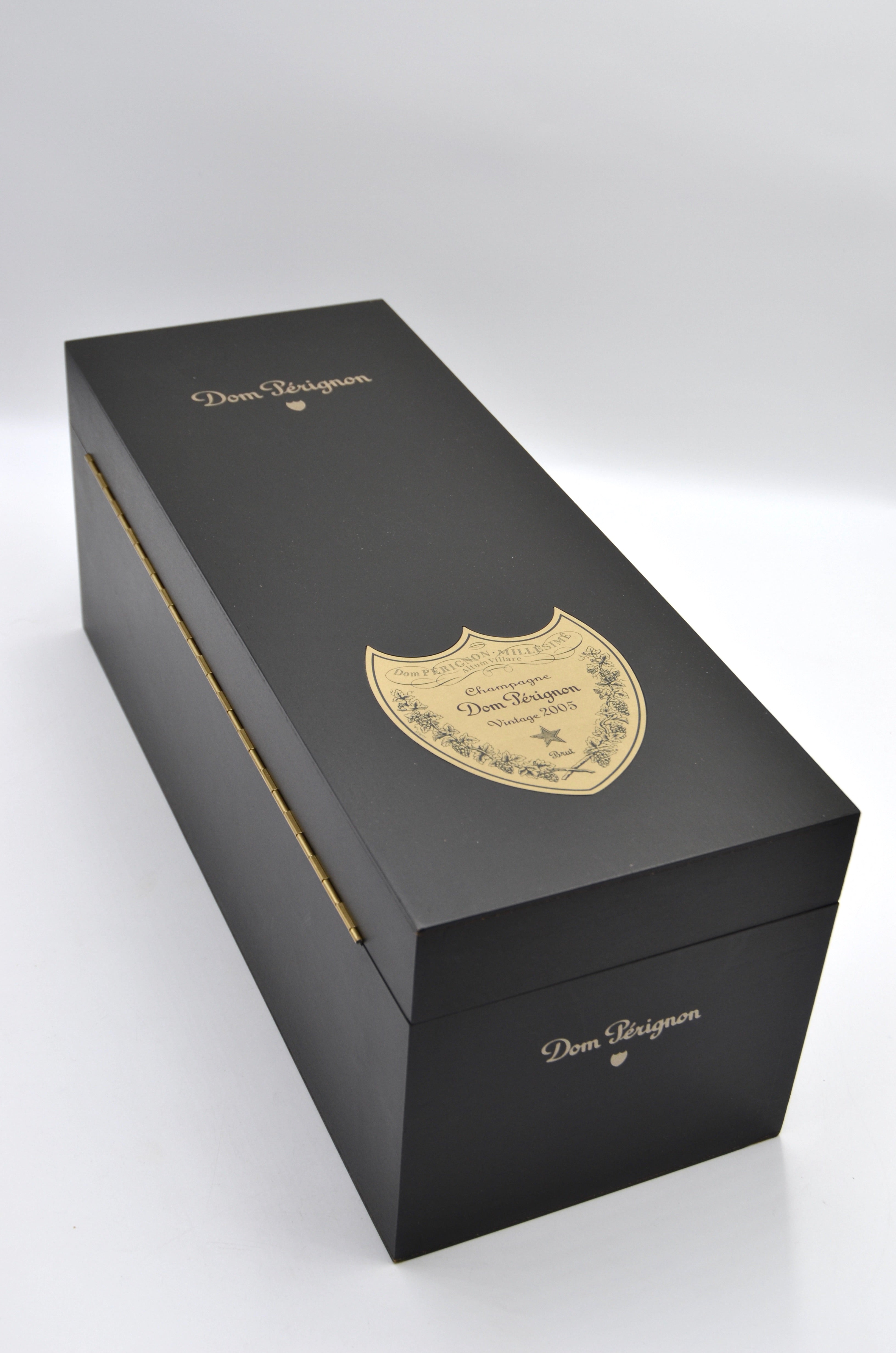 2005 Dom Pérignon Vintage Champagne [Gift Box] (double-magnum)